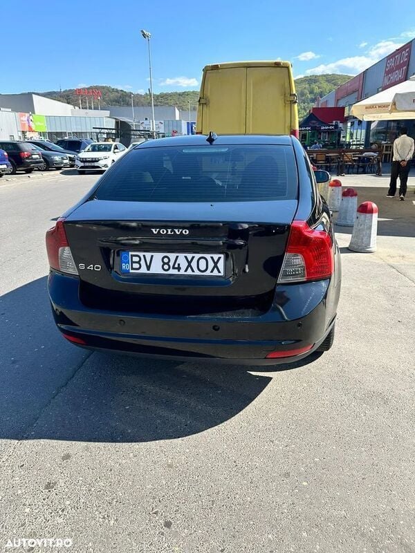 Negru Utilizat 2007 Volvo S40 Business Edition Berlinǎ | 3.490 EUR (Preț OK) - Imagine 1/4