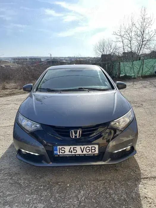 Gri Utilizat 2013 Honda Civic Hatchback | 8.500 EUR (Preț OK) - Imagine 1/4