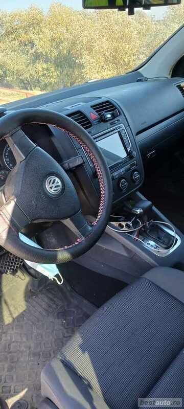 Second-hand VW Golf V 105 CP (77 kW) 2008 Negru Hatchback