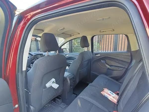 Utilizat 2017 Ford Kuga SUV | 13.500 EUR (Preț bun) - Imagine 1/4