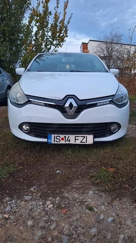 Utilizat 2014 Renault Clio IV Hatchback | 4.600 EUR (Preț bun) - Imagine 1/4