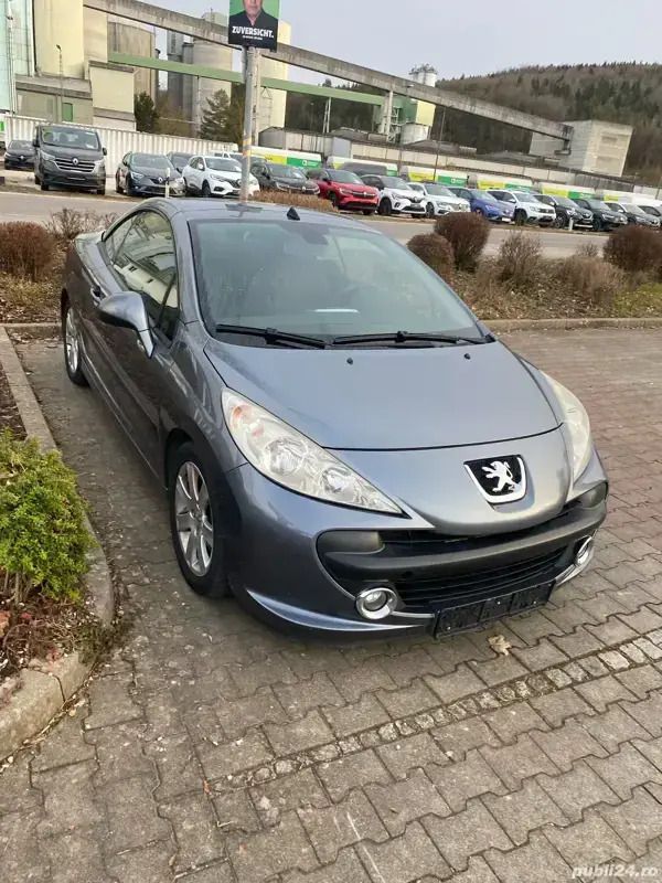 Gri Utilizat 2008 Peugeot 207 CC Cabrio | 2.100 EUR - Imagine 1/4