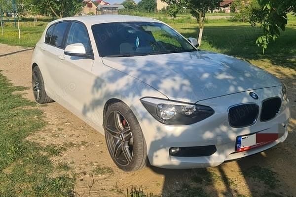 Utilizat 2013 BMW 118 Sport Line Hatchback | 7.500 EUR (Preț OK) - Imagine 1/4