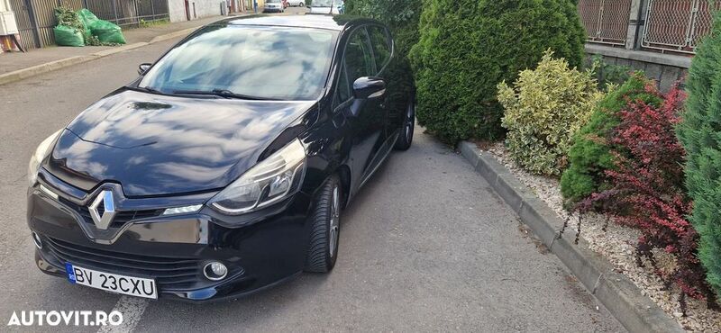 Negru Utilizat 2013 Renault Clio III Night&Day Hatchback | 5.200 EUR - Imagine 1/4