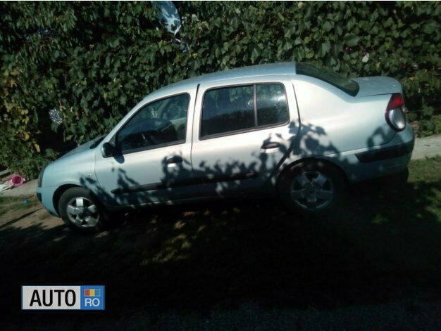 Argintiu Utilizat 2005 Renault Clio II Berlinǎ | 2.200 EUR (Puțin scump) - Imagine 1/3