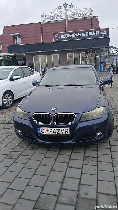 Second-hand BMW 320 177 CP (130 kW) 2010 Berlinǎ