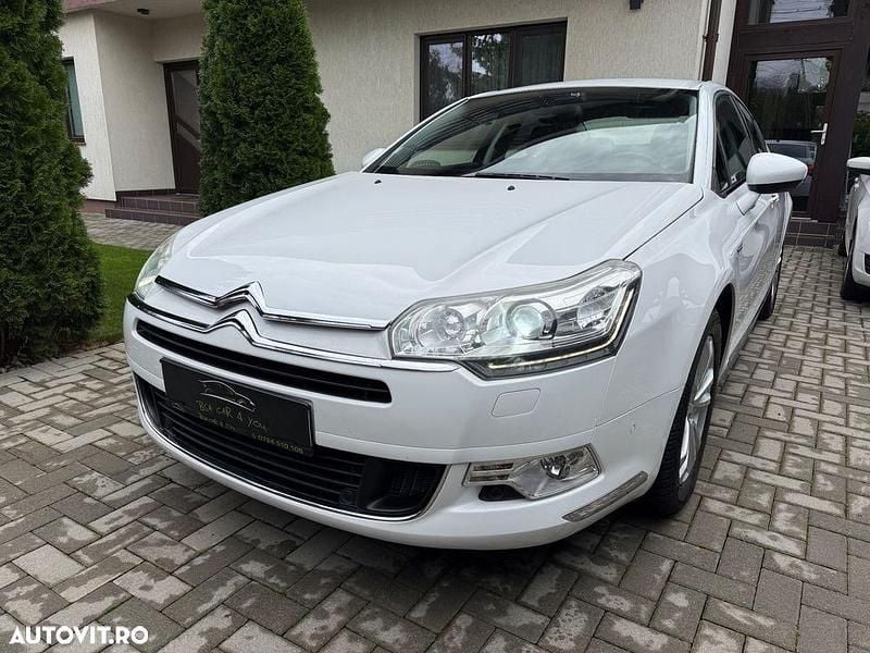 Culoarealb Utilizat 2015 Citroën C5 Exclusive Berlinǎ | 8.750 EUR (Puțin scump) - Imagine 1/4