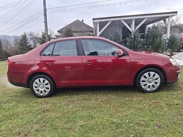 Second-hand VW Jetta 105 CP (77 kW) 2007 Berlinǎ