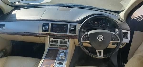 Utilizat 2012 Jaguar XF Berlinǎ | 3.100 EUR - Imagine 1/4