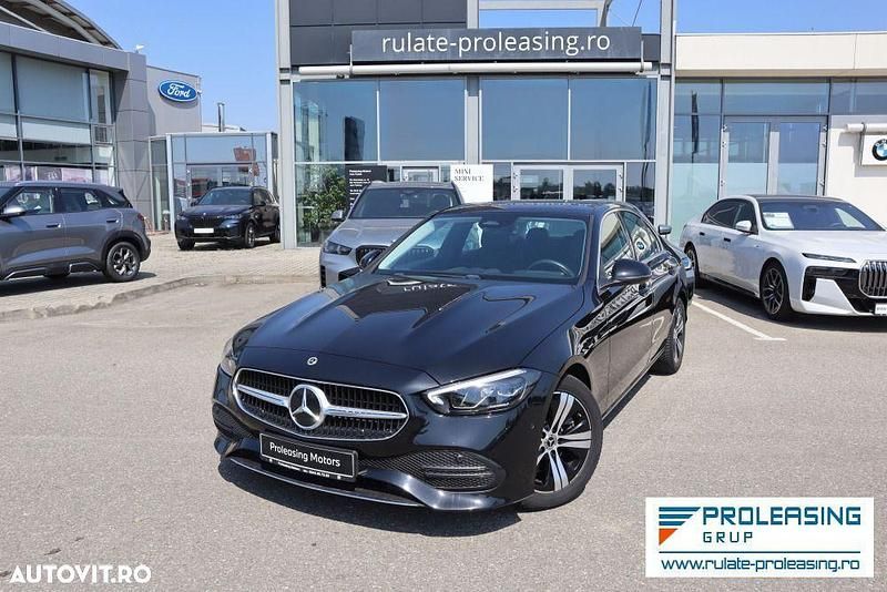 Culoarenegru Utilizat 2021 Mercedes C220 Break | 31.500 EUR (Scump) - Imagine 1/4