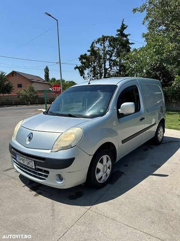 Gri Utilizat 2008 Renault Kangoo Monovolum | 3.300 EUR (Puțin scump) - Imagine 1/4