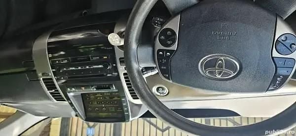 Utilizat 2005 Toyota Prius Hatchback | 2.950 EUR - Imagine 1/4