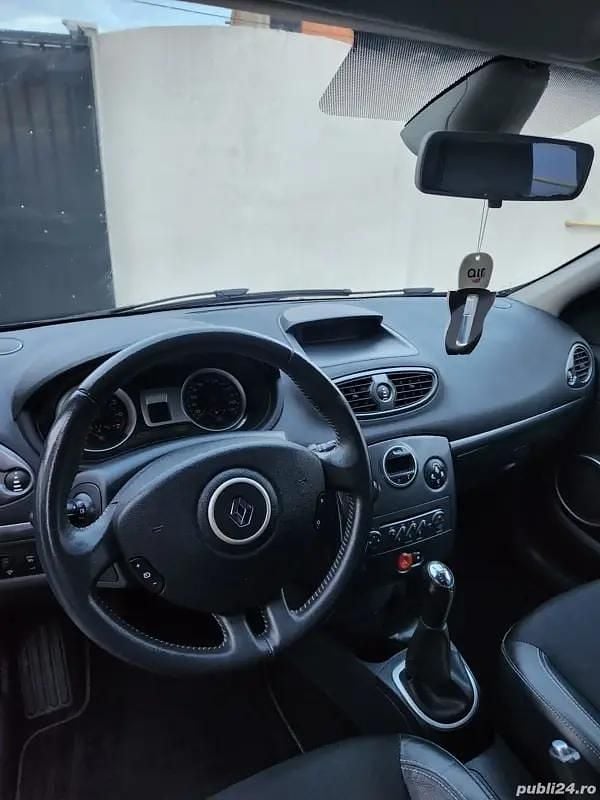 Utilizat 2008 Renault Clio II Hatchback | 3.000 EUR - Imagine 1/4