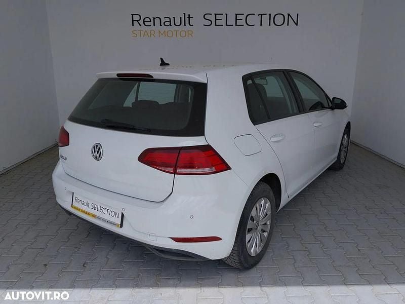 Second-hand VW Golf VII Trendline 115 CP (84 kW) 2019 Culoarealb