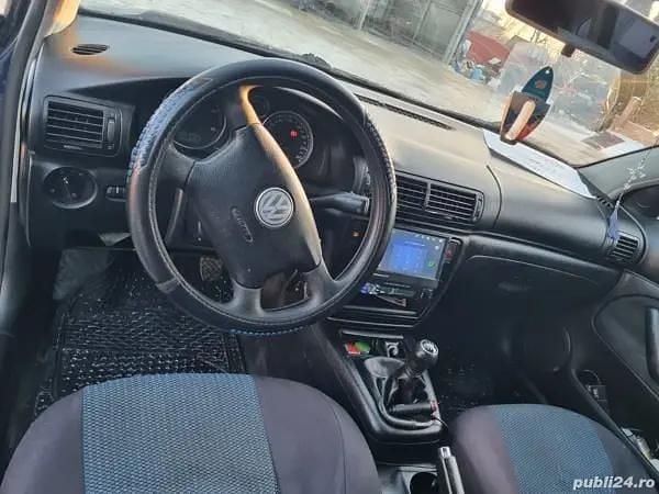 Albastru Utilizat 2004 VW Passat Berlinǎ | 1.500 EUR (Preț OK) - Imagine 1/4