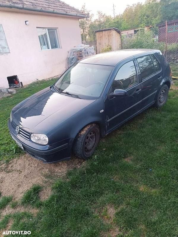 Culoarealbastru Utilizat 2001 VW Golf IV Hatchback | 900 EUR (Preț bun) - Imagine 1/4