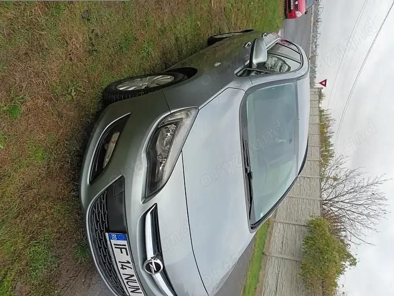 Utilizat 2014 Opel Astra Break | 4.600 EUR (Preț OK) - Imagine 1/4
