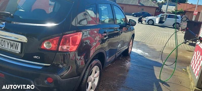 Second-hand Nissan Qashqai Tekna 150 CP (110 kW) 2008 Culoarenegru SUV