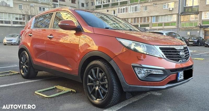Second-hand Kia Sportage 136 CP (100 kW) 2011 Culoarealte culori SUV
