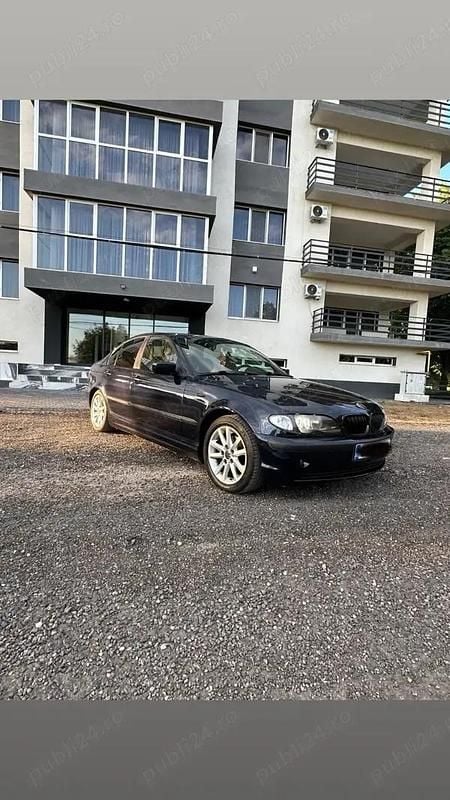Second-hand BMW 318 143 CP (105 kW) 2003 Berlinǎ