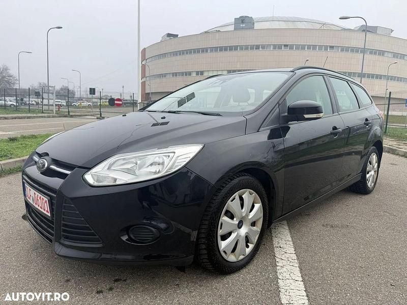Culoarenegru Utilizat 2012 Ford Focus Trend Break | 2.800 EUR (Preț bun) - Imagine 1/4
