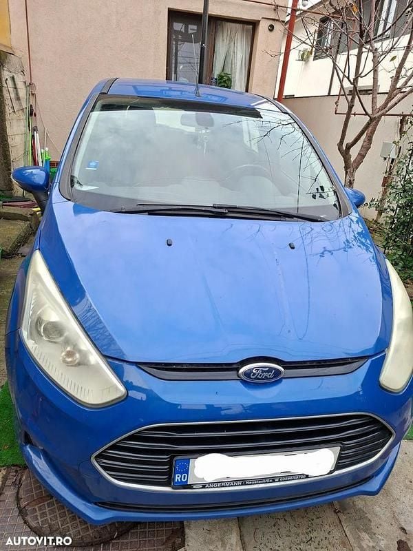 Second-hand Ford B-MAX Titanium 120 CP (88 kW) 2012 Culoarealbastru Monovolum