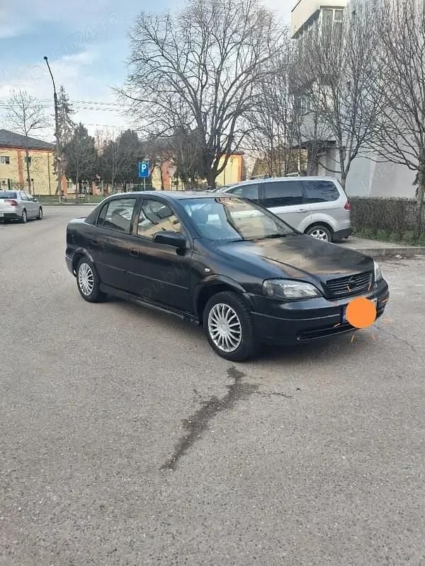 Second-hand Opel Astra 75 CP (55 kW) 2007 Berlinǎ