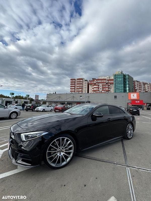 Culoarenegru Utilizat 2019 Mercedes CLS300 AMG line Coupe | 38.600 EUR - Imagine 1/4
