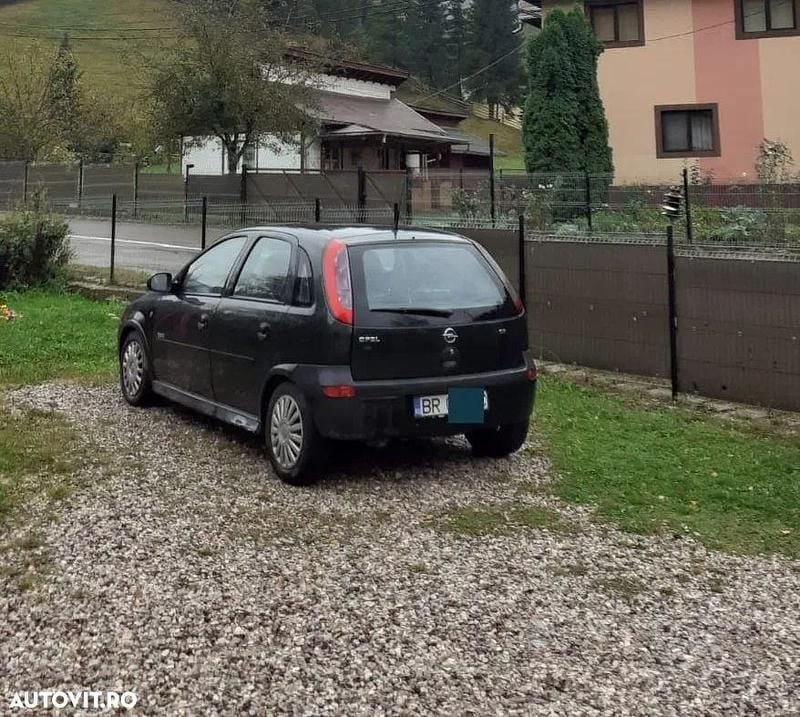 Culoareverde Utilizat 2001 Opel Corsa Elegance Hatchback | 1.000 EUR (Preț OK) - Imagine 1/1