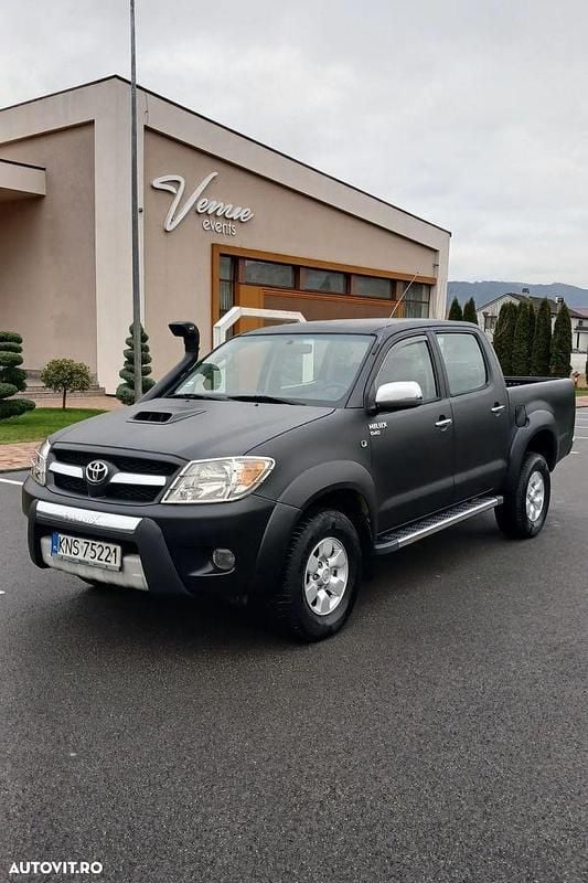 Culoarenegru Utilizat 2008 Toyota HiLux Pickup | 10.890 EUR (Super Preț) - Imagine 1/4
