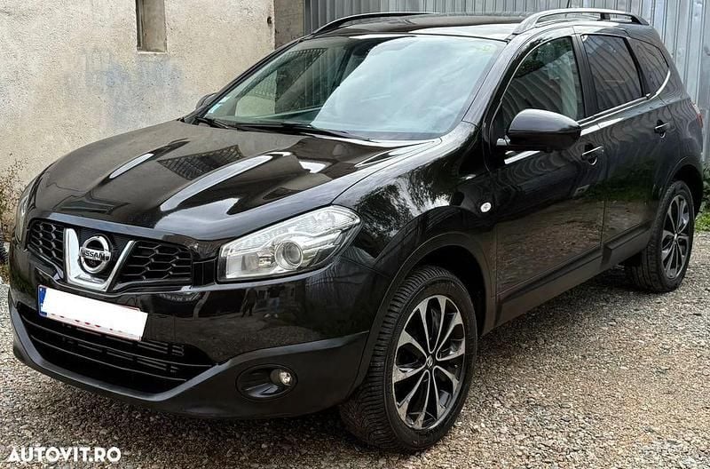 Culoarenegru Utilizat 2014 Nissan Qashqai +2 Tekna SUV | 7.990 EUR (Preț OK) - Imagine 1/4