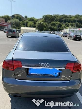 Gri Utilizat 2005 Audi A4 | 3.500 EUR (Puțin scump) - Imagine 1/4
