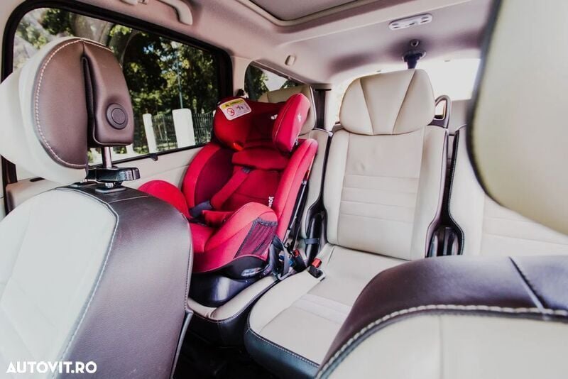 Maro Utilizat 2012 Renault Grand Scénic III Privilege Monovolum | 5.200 EUR (Preț OK) - Imagine 1/4