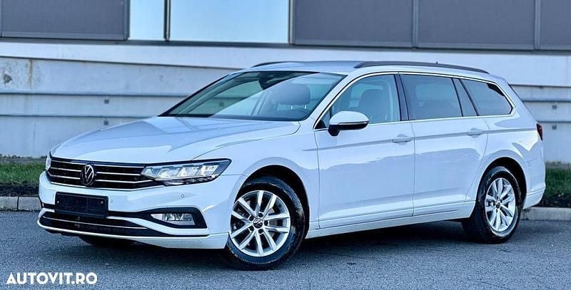Culoarealb Utilizat 2022 VW Passat Highline Break | 13.990 EUR (Super Preț) - Imagine 1/4