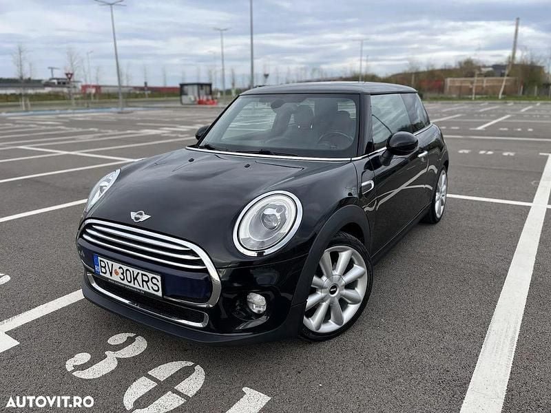 Second-hand Mini Cooper Classic 136 CP (100 kW) 2015 Culoarenegru Hatchback