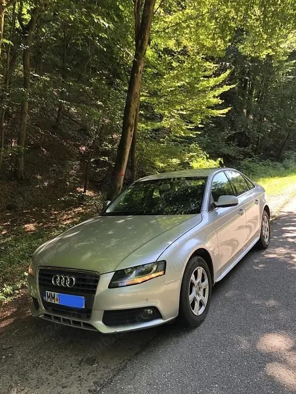 Second-hand Audi A4 120 CP (88 kW) 2010 Gri Berlinǎ