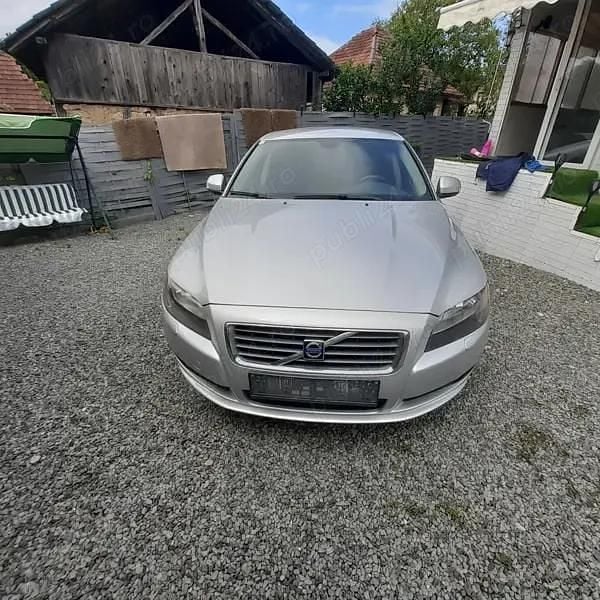 Gri Utilizat 2008 Volvo S80 Berlinǎ | 3.800 EUR - Imagine 1/4