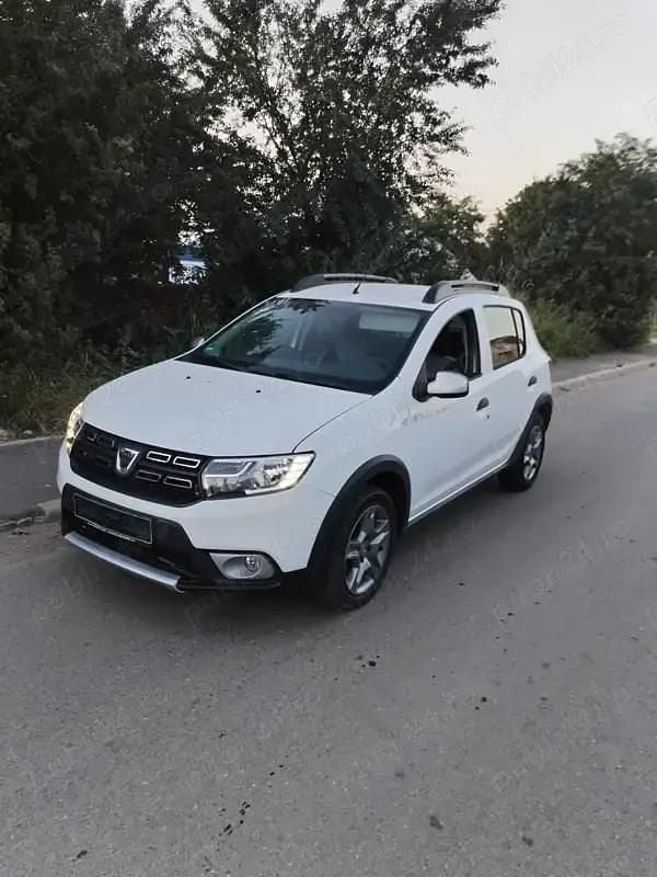 Second-hand Dacia Sandero Stepway 90 CP (66 kW) 2019 Hatchback
