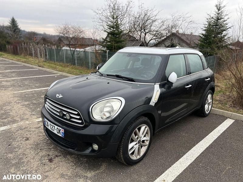 Culoarenegru Second-hand 2012 Mini Cooper SD Countryman Chili SUV | 3.100 EUR - Imagine 1/4