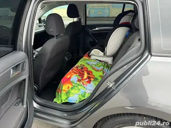Gri Utilizat 2017 VW Golf VII Break | 12.100 EUR (Puțin scump) - Imagine 1/4