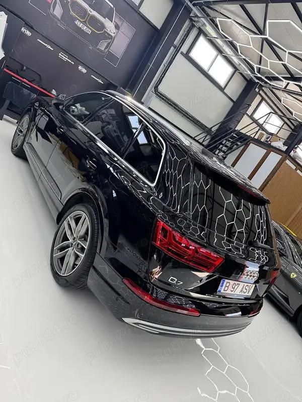 Second-hand Audi Q7 387 CP (284 kW) 2018 Negru SUV