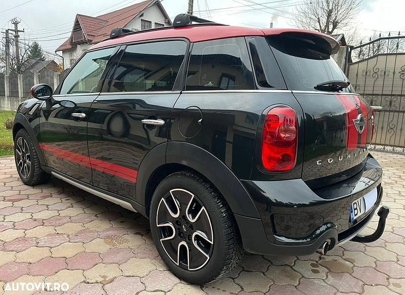 Second-hand Mini Countryman 143 CP (105 kW) 2015 Culoarenegru SUV