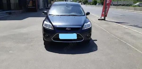 Gri Utilizat 2010 Ford Focus Ghia Break | 3.690 EUR (Scump) - Imagine 1/4