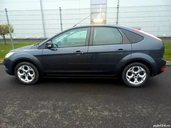 Utilizat 2008 Ford Focus Hatchback | 2.800 EUR (Puțin scump) - Imagine 1/4