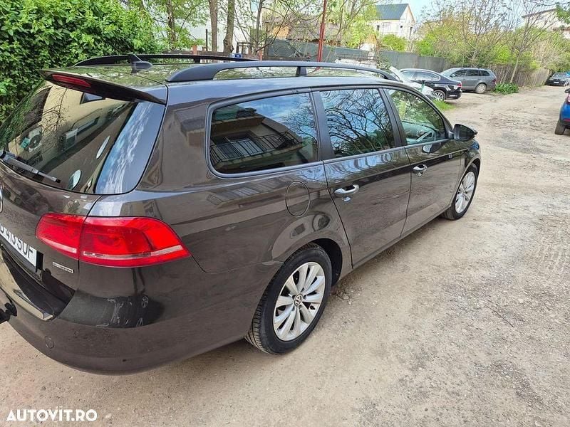 Second-hand VW Passat Trendline 105 CP (77 kW) 2013 Culoaremaro Break