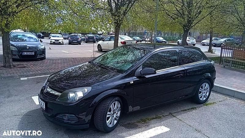 Culoarenegru Second-hand 2008 Opel Astra GTC Cosmo Coupe | 3.000 EUR - Imagine 1/4