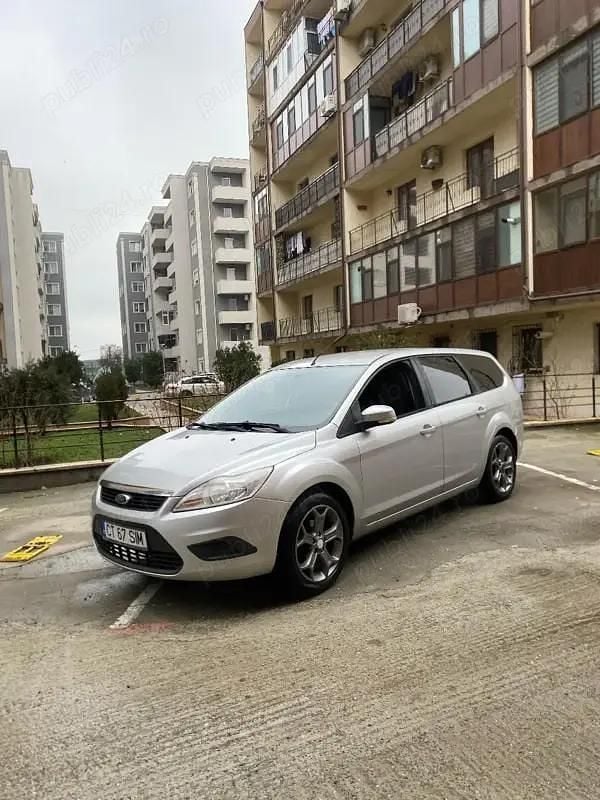 Second-hand 2011 Ford Focus Break | 2.200 EUR (Preț bun) - Imagine 1/4