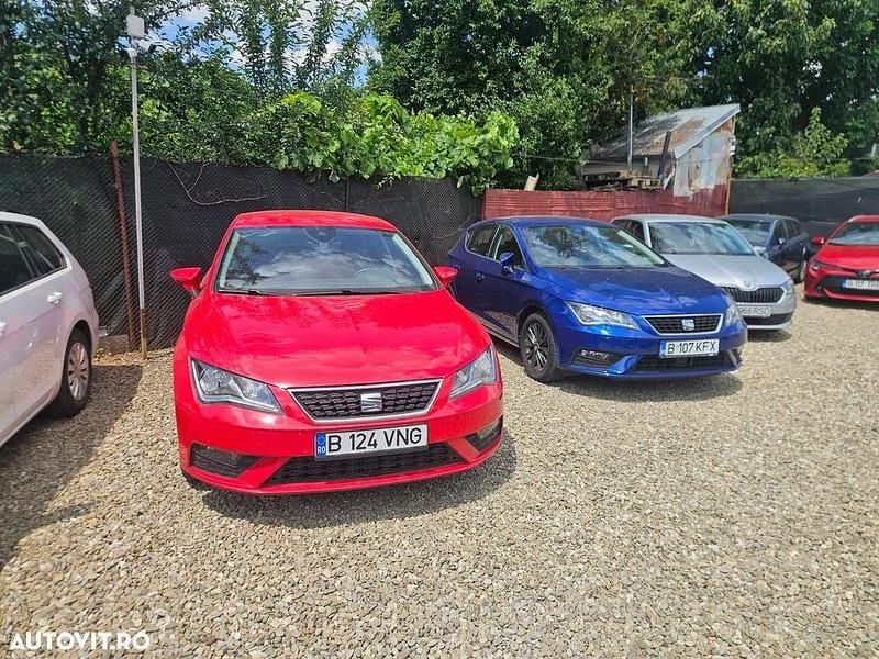 Rosu Utilizat 2020 Seat Leon Hatchback | 9.499 EUR (Super Preț) - Imagine 1/4