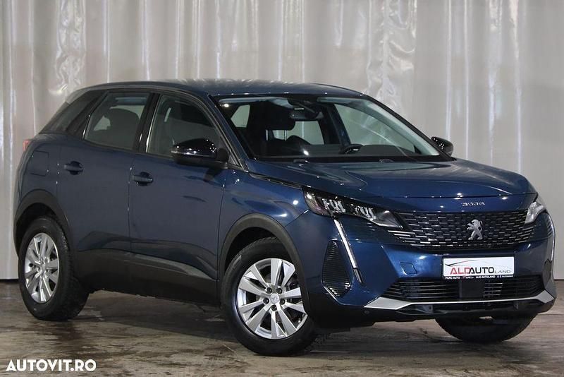 Second-hand Peugeot 3008 Active 130 CP (95 kW) 2022 Culoarealbastru SUV