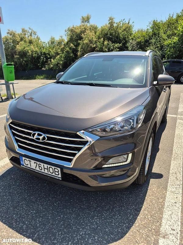 Culoarealte culori Utilizat 2018 Hyundai Tucson Style SUV | 15.500 EUR (Preț OK) - Imagine 1/4